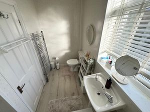 Photo 7- click for photo gallery